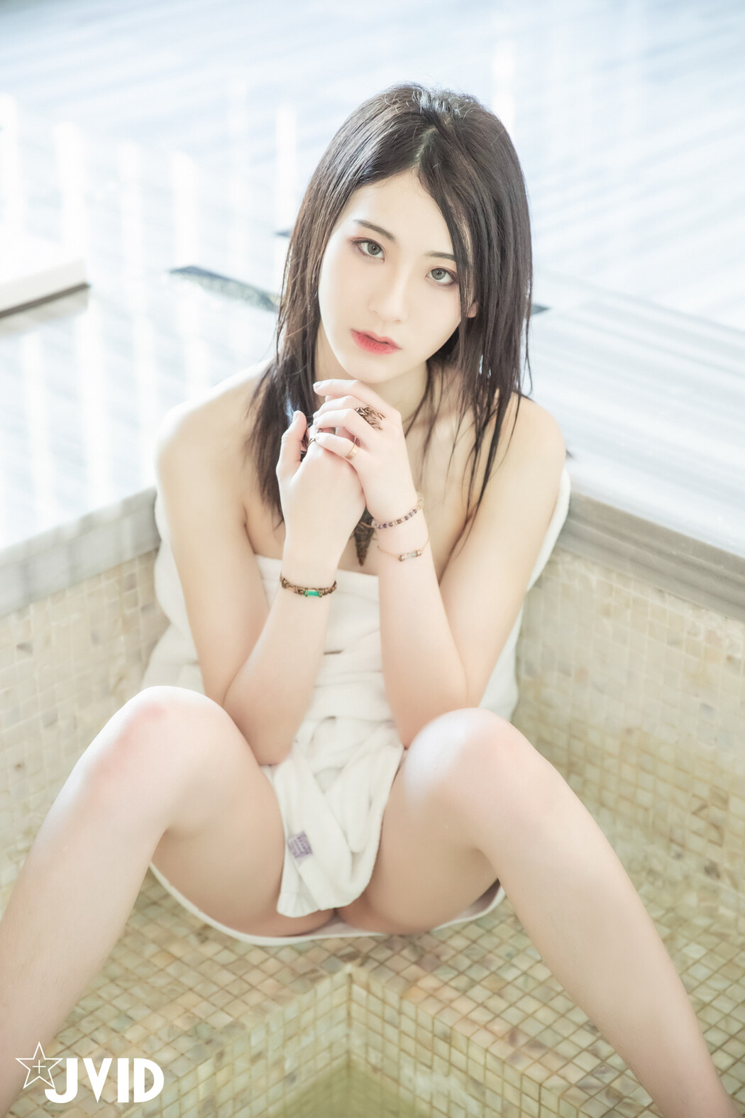 JVID精品 雪白美乳「阿黎」濕身、淋浴、裸泡無遮掩全露!