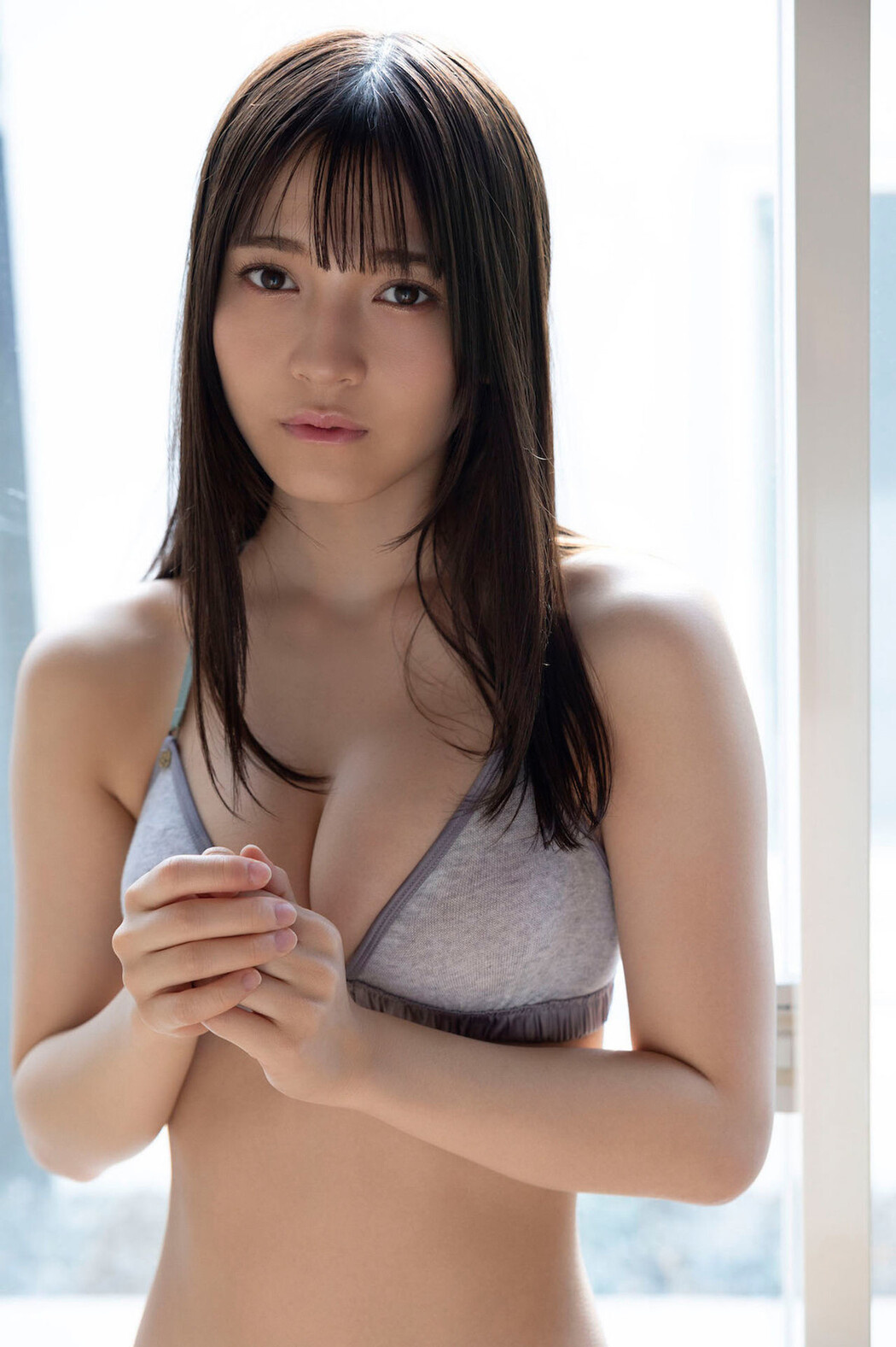 Nanako Kurosaki 黒嵜菜々子, ＦＲＩＤＡＹデジタル写真集 「少女卒業 Vol.1」 Set.03