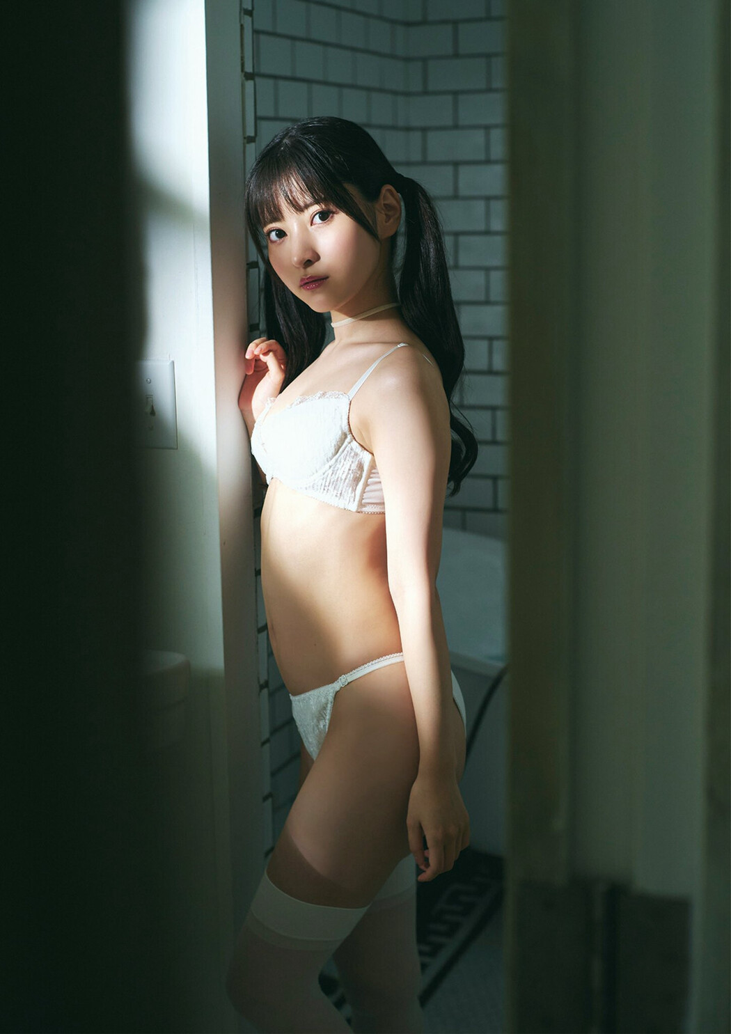 Rui Takanashi 小鳥遊るい, BRODYデジタル写真集 「春を忘れても━━」 Set.02