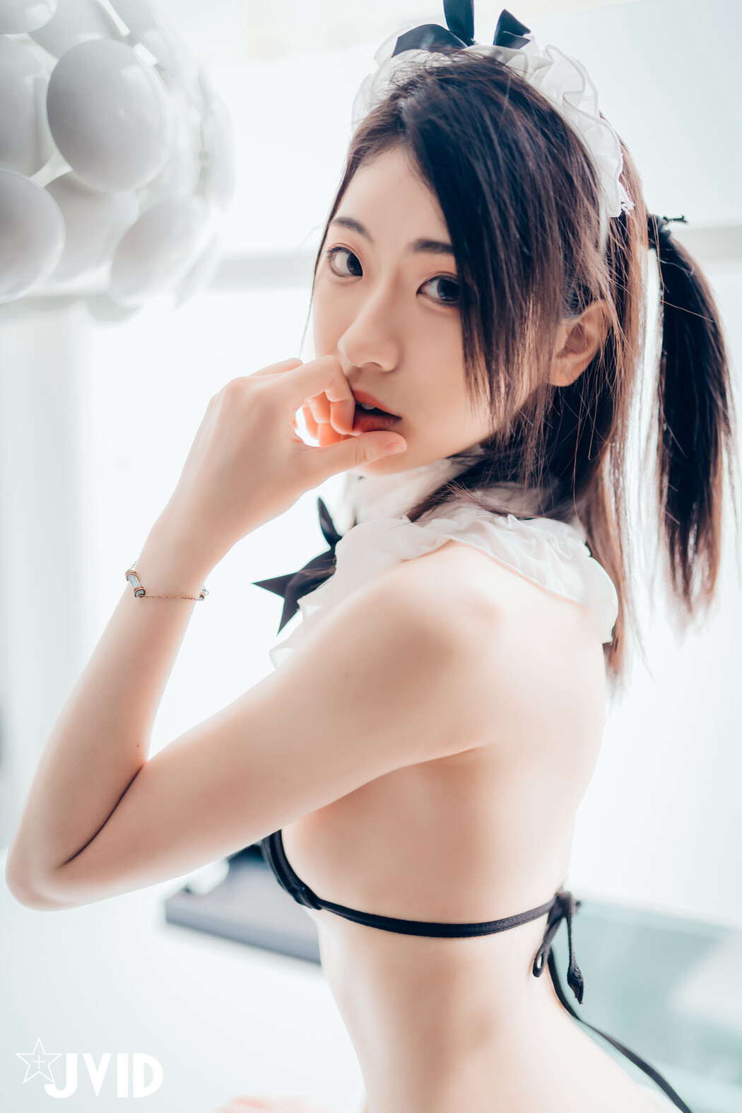 JVID精品 全裸無碼,個人最大尺度!! 神正阿黎個人最大尺度!!超甜美女僕降臨!!隱藏版尺度暴表! Set.01