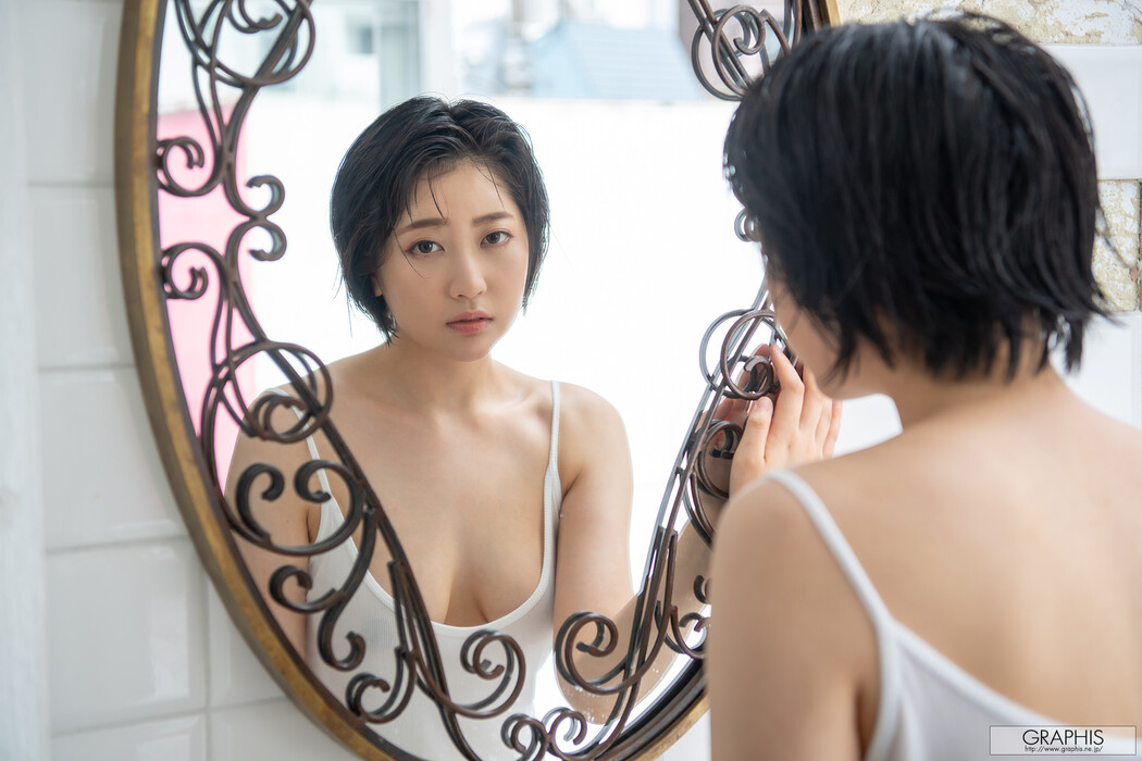 Hibiki Natsume 夏目響, [Graphis] Gals 「Sounds Cute!!」 Vol.04 Cover Photo