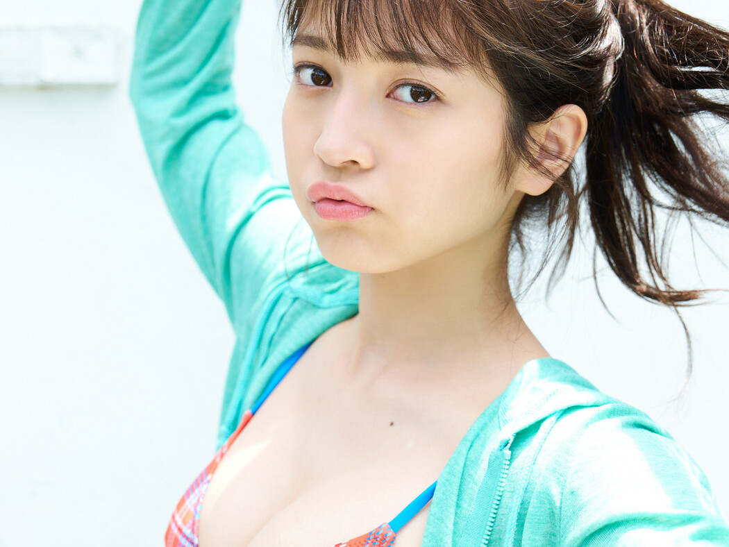 Nanako Kurosaki 黒嵜菜々子, FLASHデジタル写真集 「18歳、原石、輝く」 Set.01