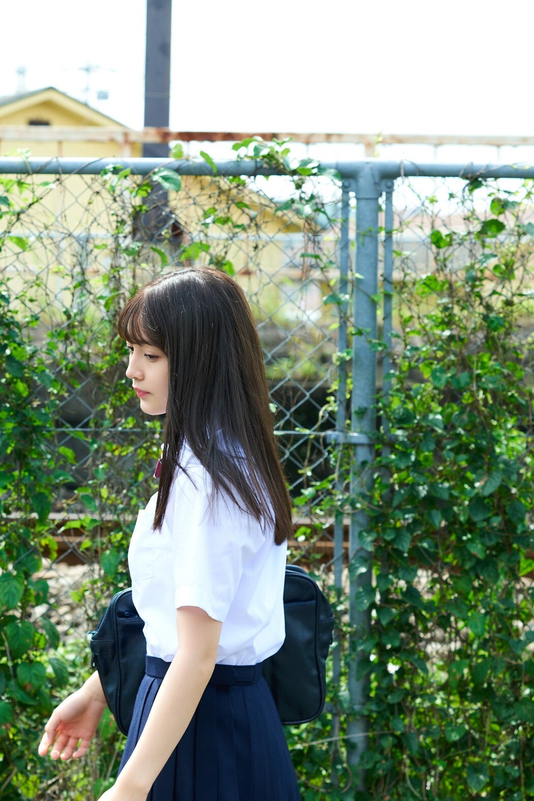 Nanako Kurosaki 黒嵜菜々子, FLASHデジタル写真集 「18歳、原石、輝く」 Set.01