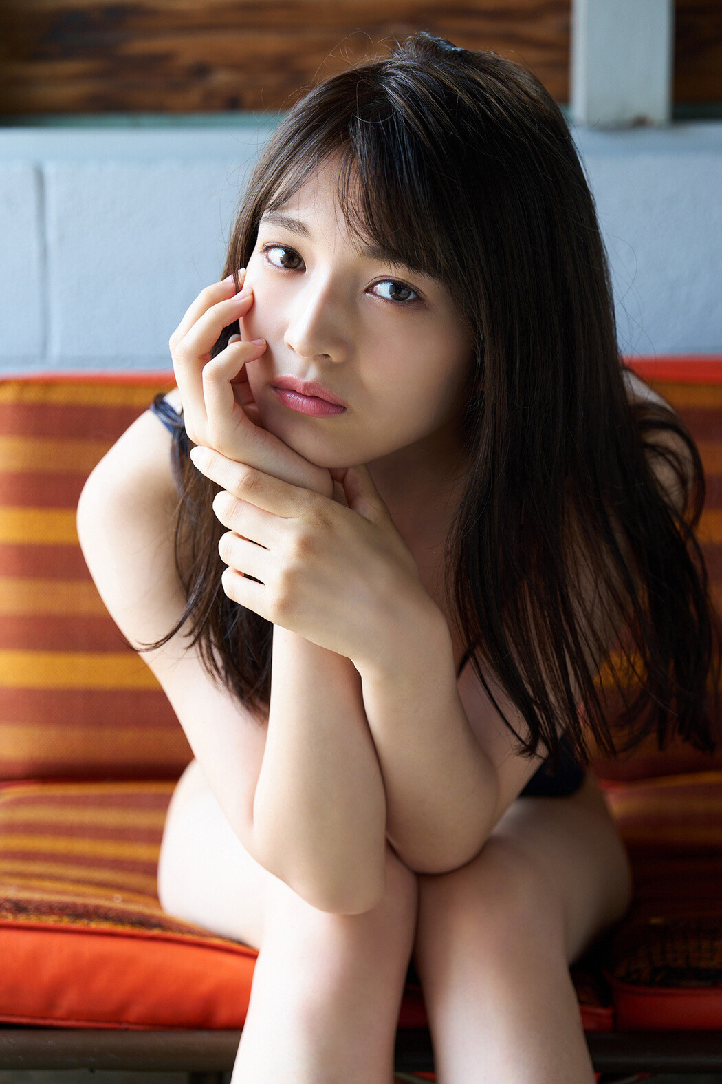 Nanako Kurosaki 黒嵜菜々子, FLASHデジタル写真集 「18歳、原石、輝く」 Set.01