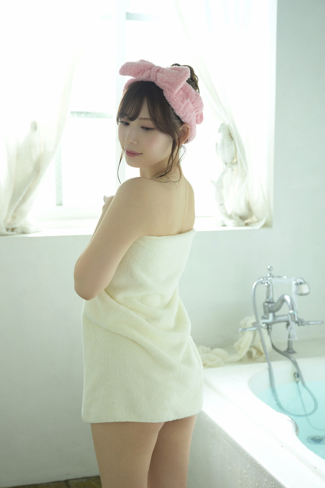 Tsumugi Akari 明里つむぎ, ＦＲＩＤＡＹデジタル写真集 「君とつむぐ夏 Vol.2」 Set.02