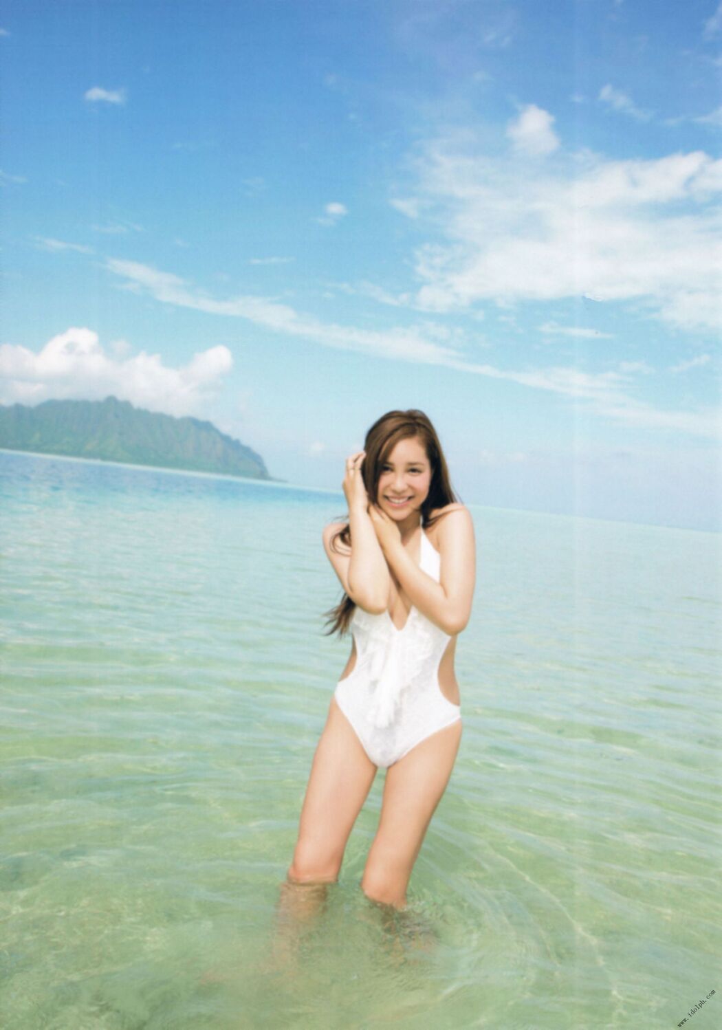 Tomomi Kasai "Burning" [PhotoBook]