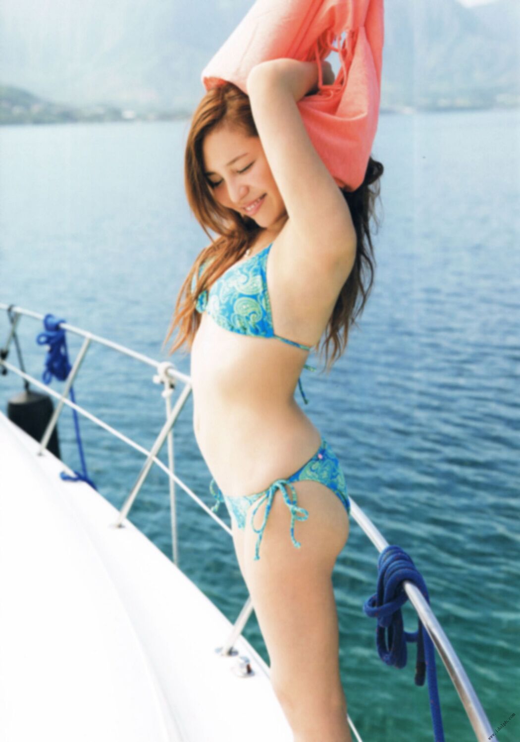 Tomomi Kasai "Burning" [PhotoBook]