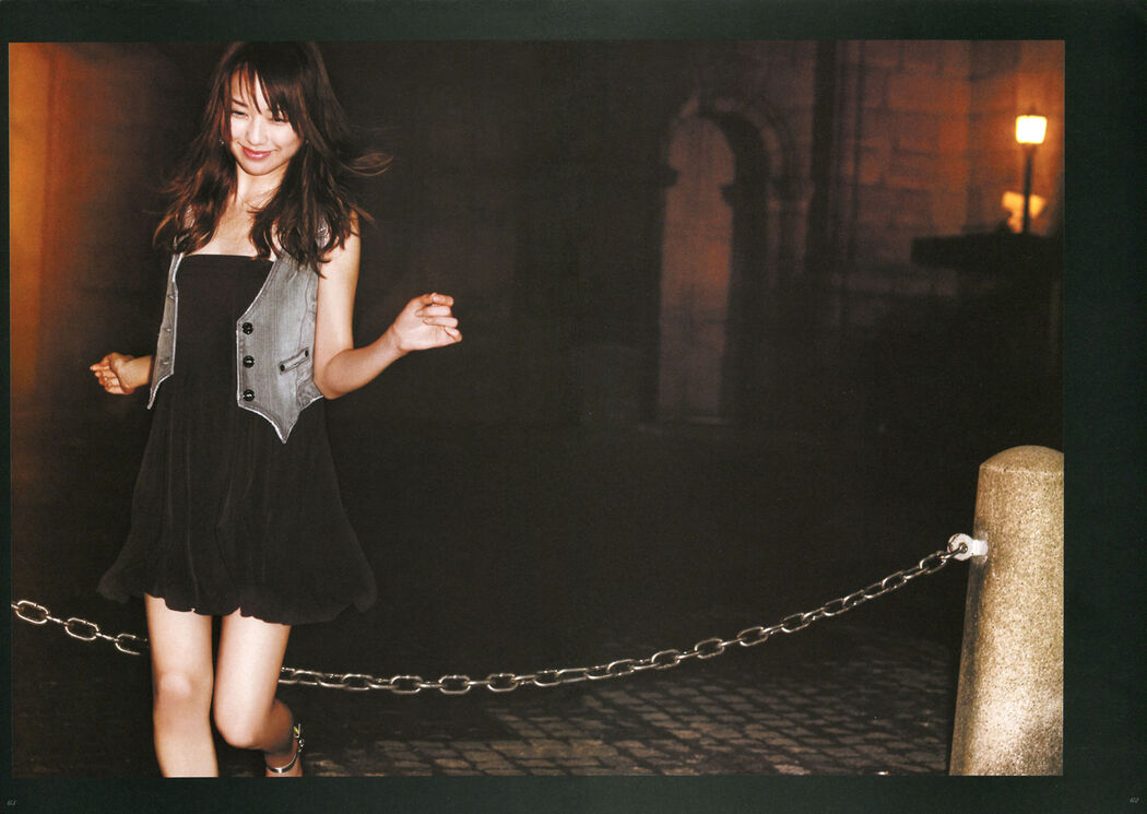 Erika Toda 《ERIKA × CECIL McBEE Vivace》 [PhotoBook]