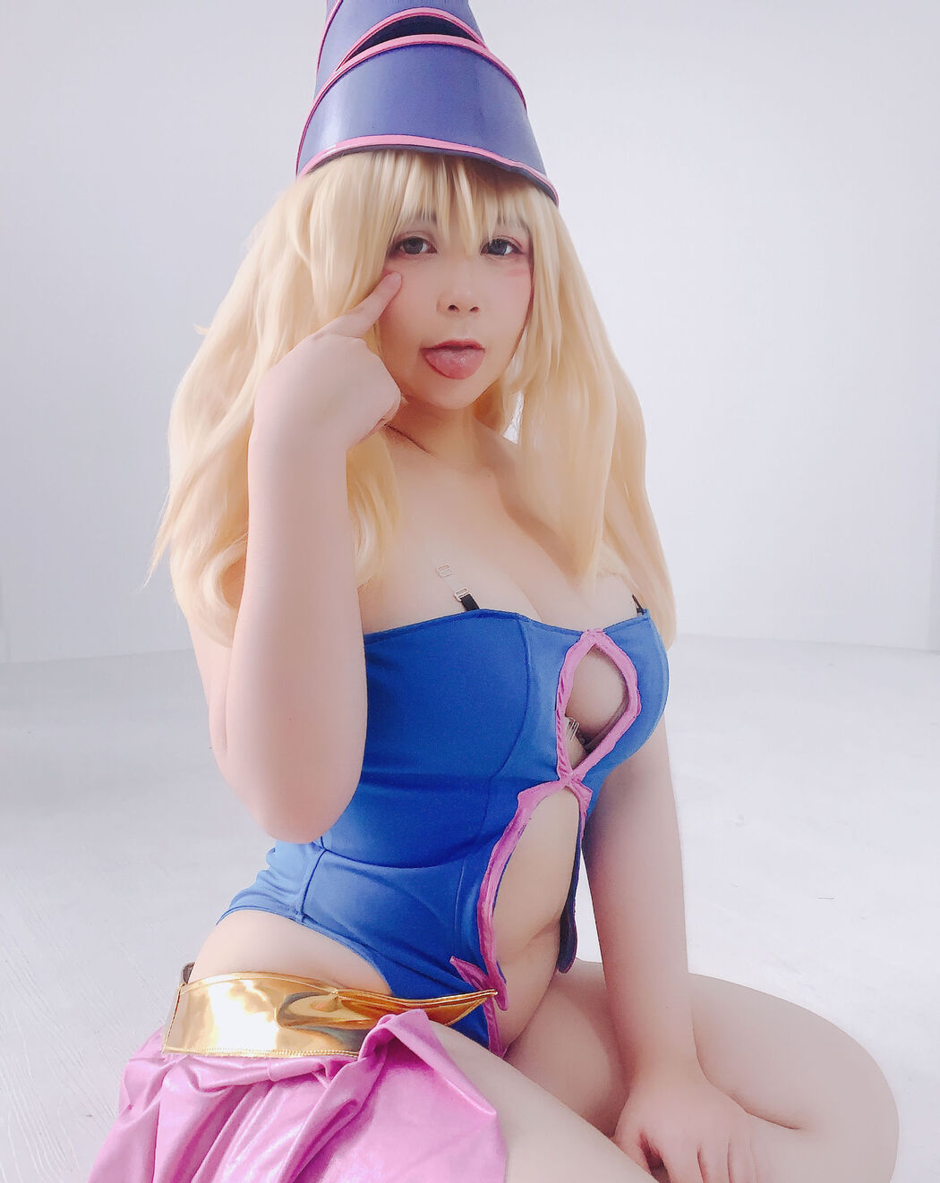 [Net Red COSER Photo] Uy Uy - Dark Magicial Girl