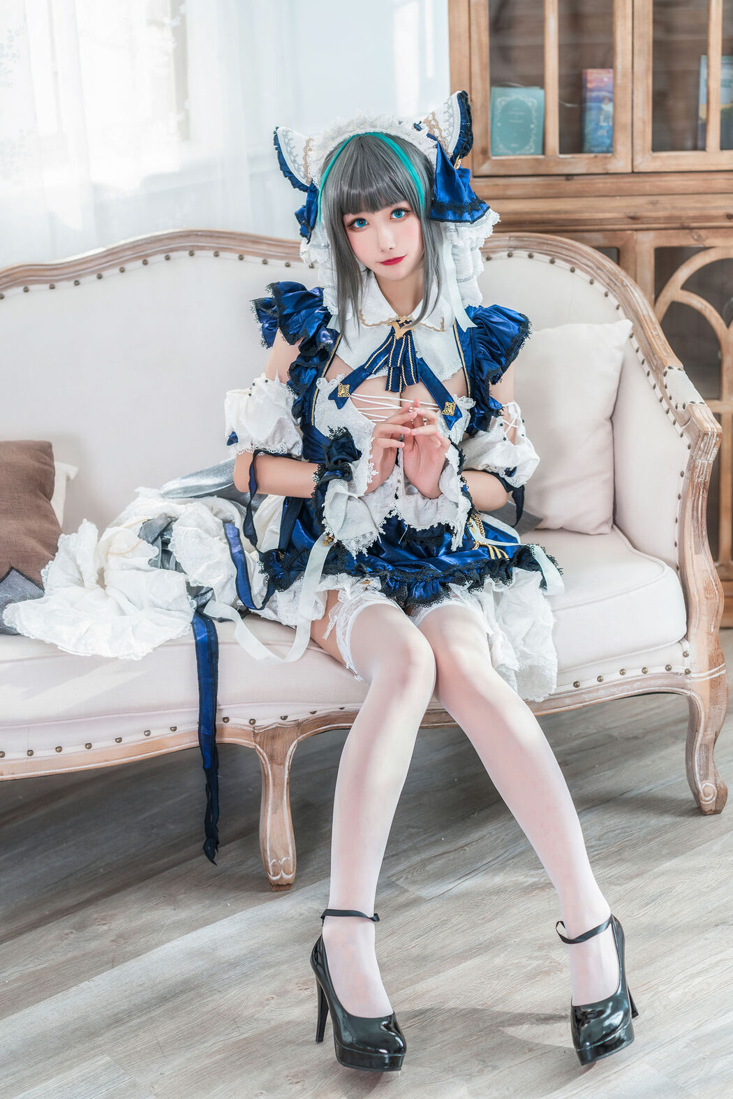 [Internet celebrity COSER photo] Weibo girl Momoko Kwai Kwai - Cheshire