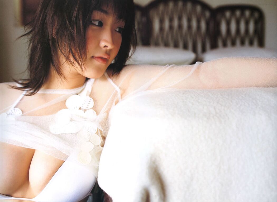 Risa Shimamoto "Richa" [PhotoBook]