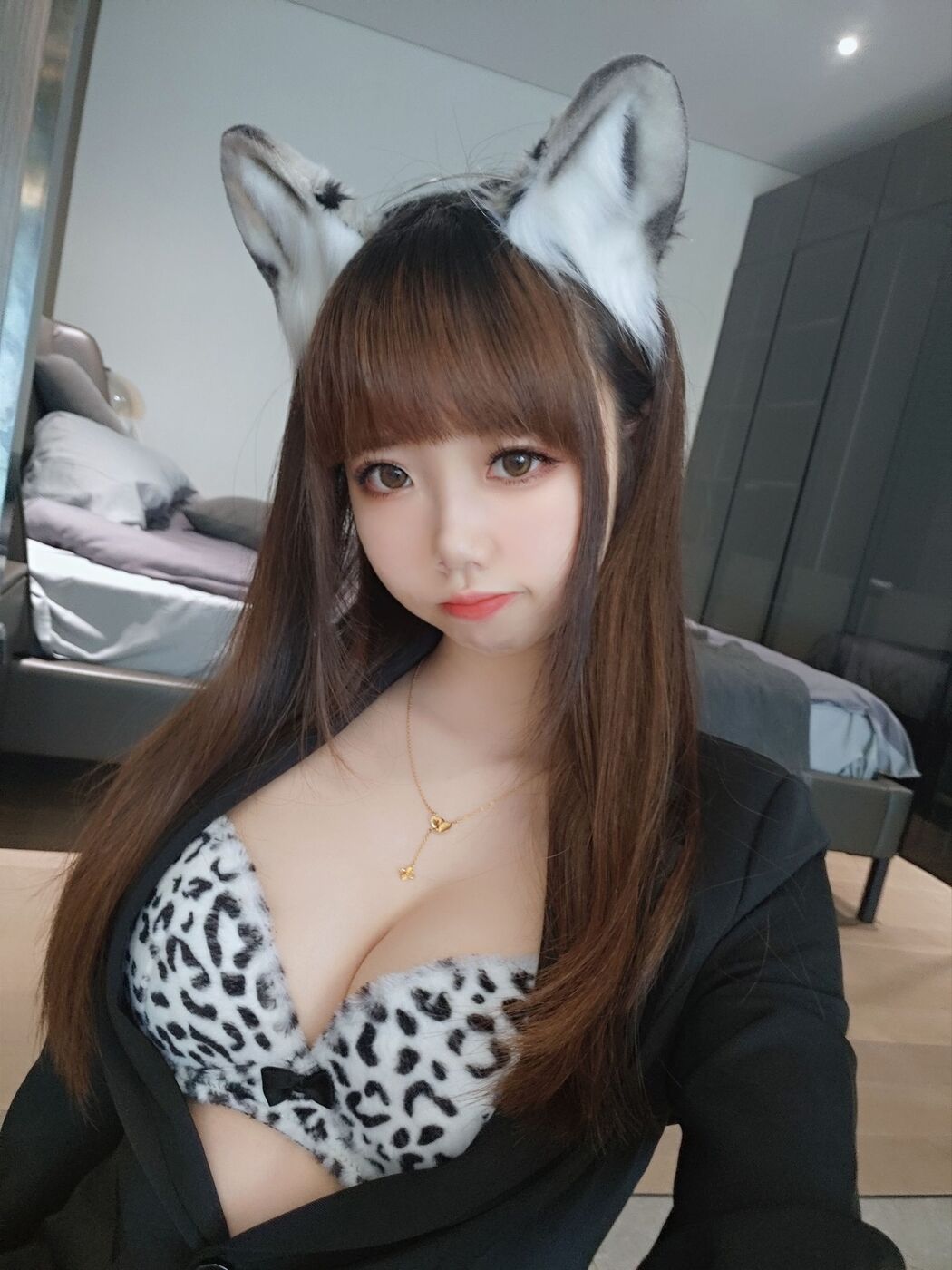 [Net Red COSER Photo] Miss Cos Xueqi - Snow Leopard