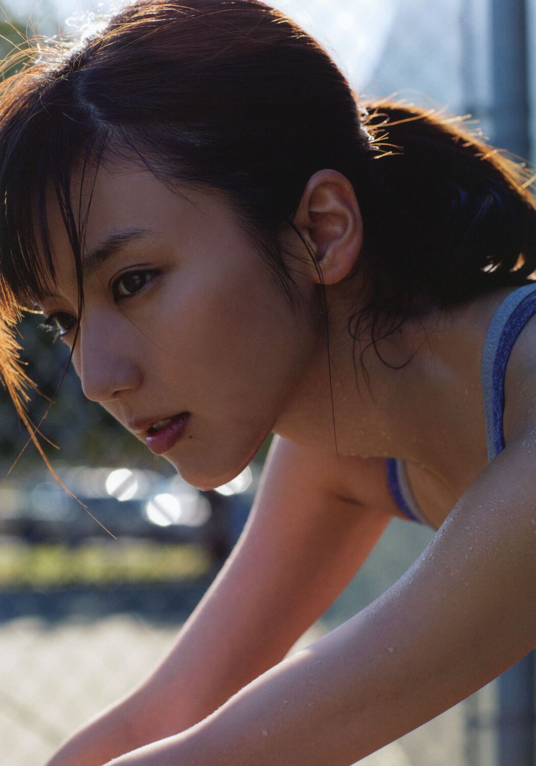 Erina Mano << Escalation >> [PhotoBook]