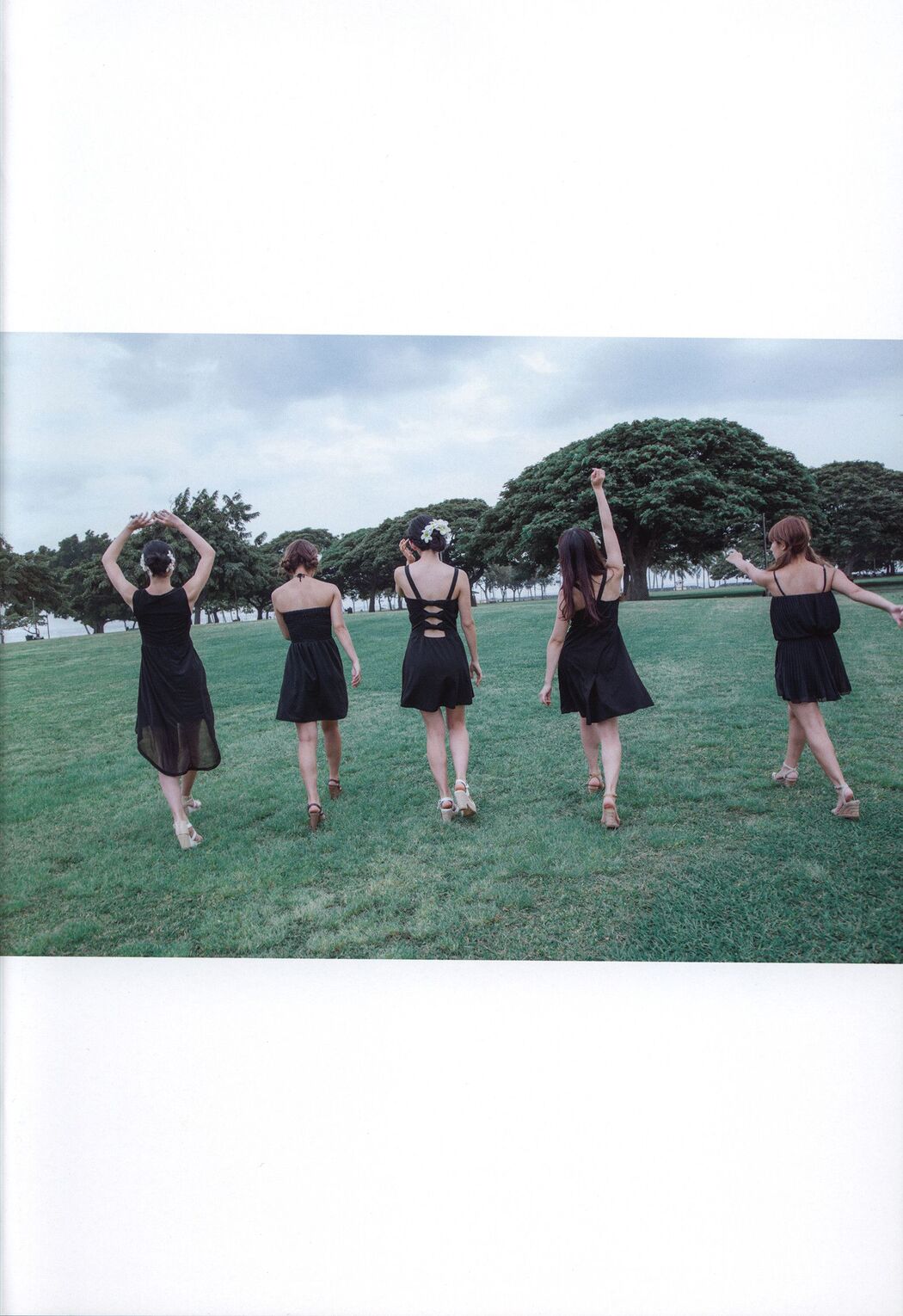 Alo-Hello! ℃-ute Photobook 2014 [PB]