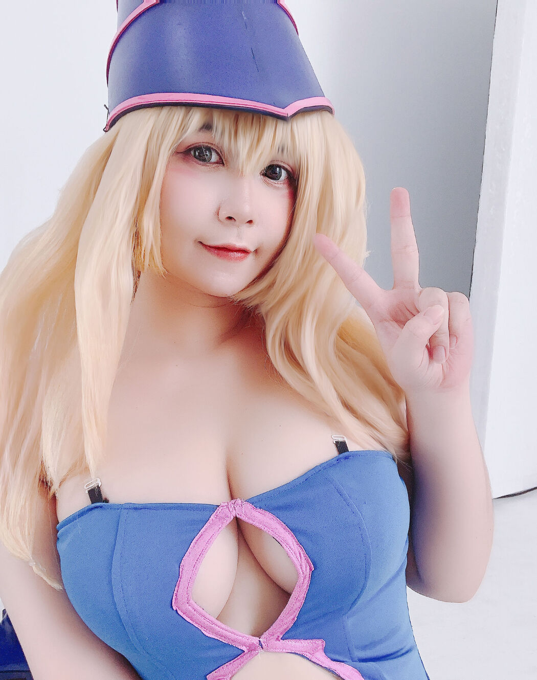 [Net Red COSER Photo] Uy Uy - Dark Magicial Girl