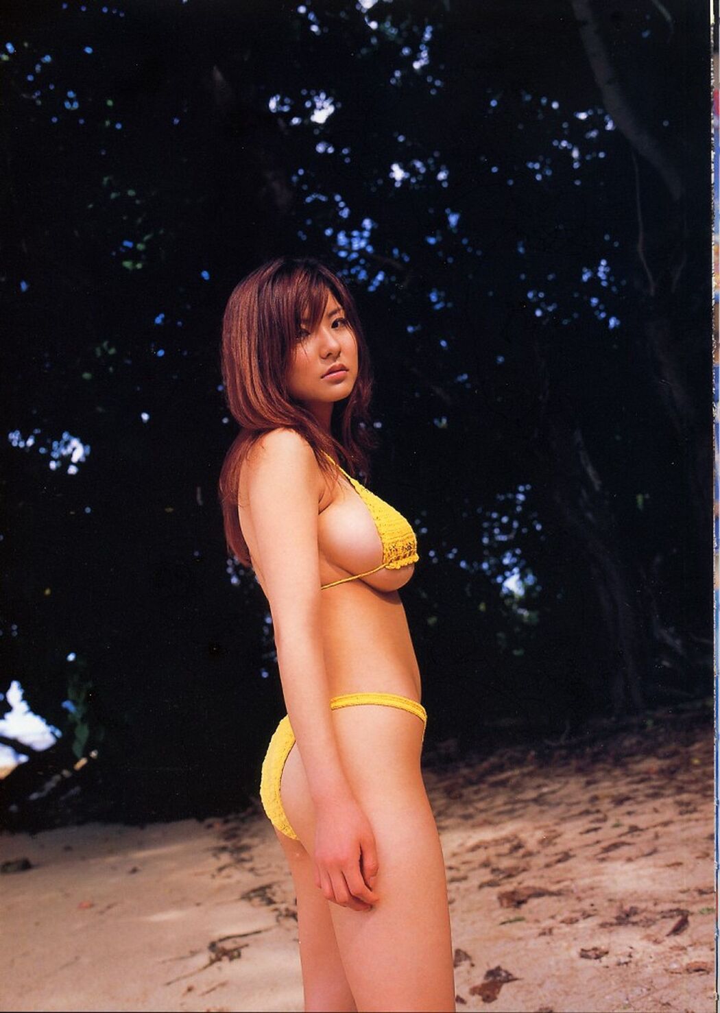 Hanai Misato "First H!" [Photobook]