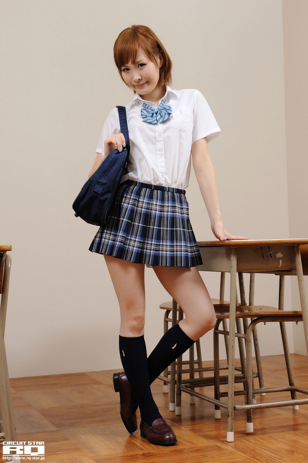 [DGC] NO.803 Natsumi Aoi Aoi Natsumi Uniform Beautiful Girl Paradise