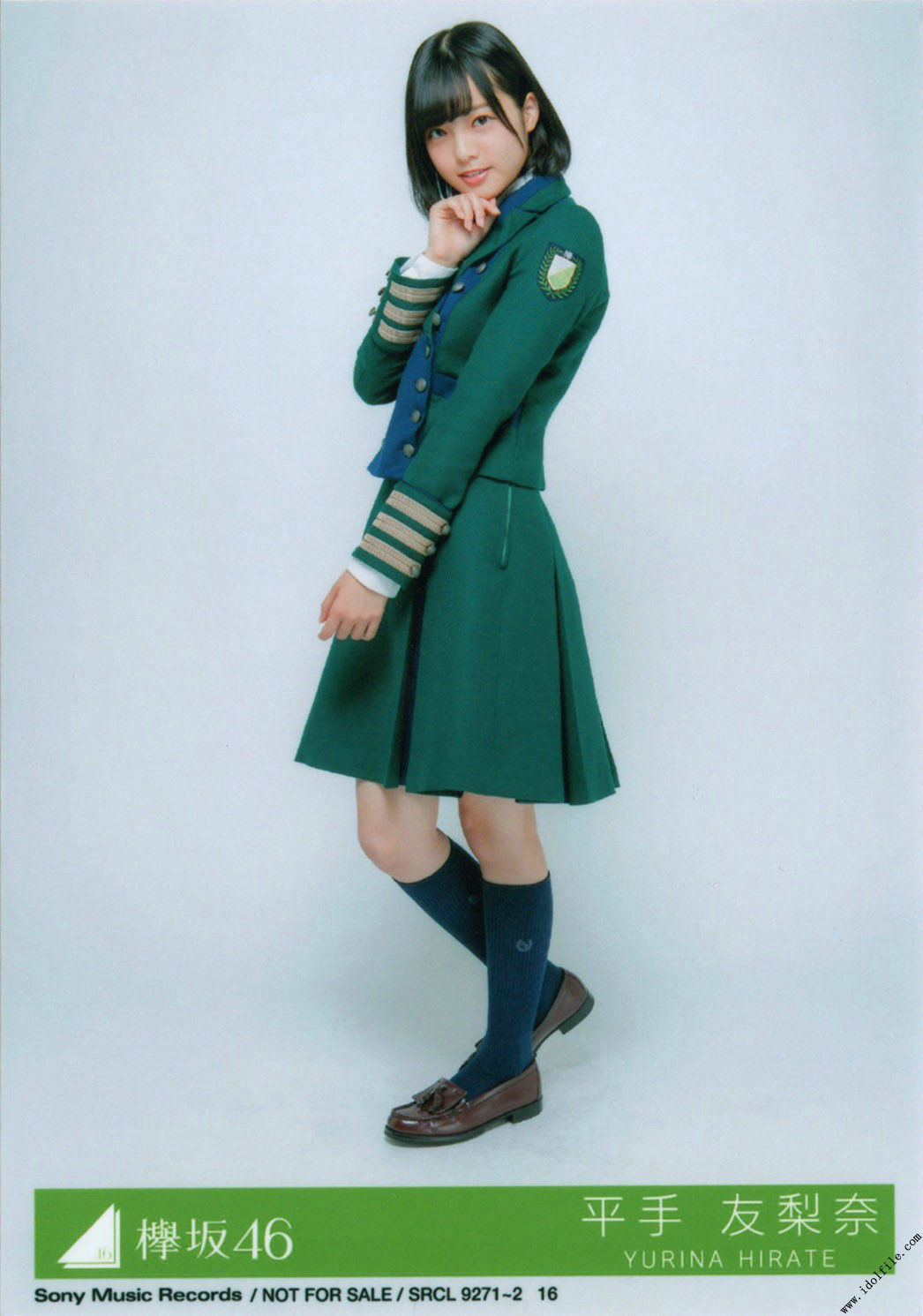 Nogizaka46 << CARD Raw Photo >> [PhotoBook]