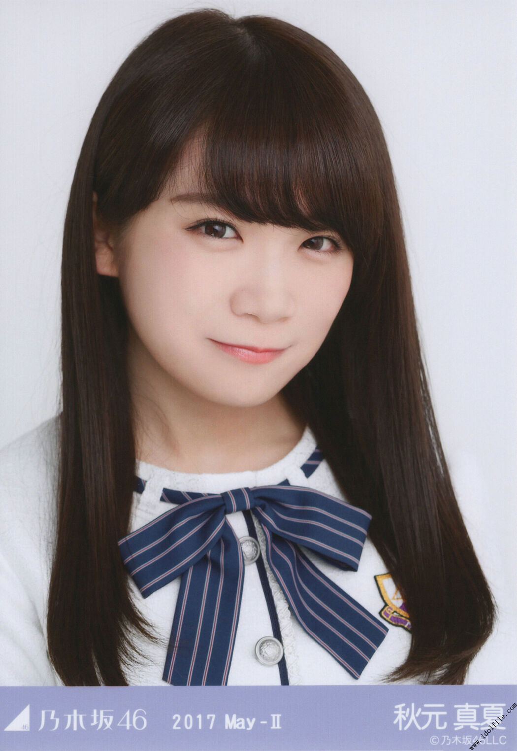 Nogizaka46 << CARD Raw Photo >> [PhotoBook]