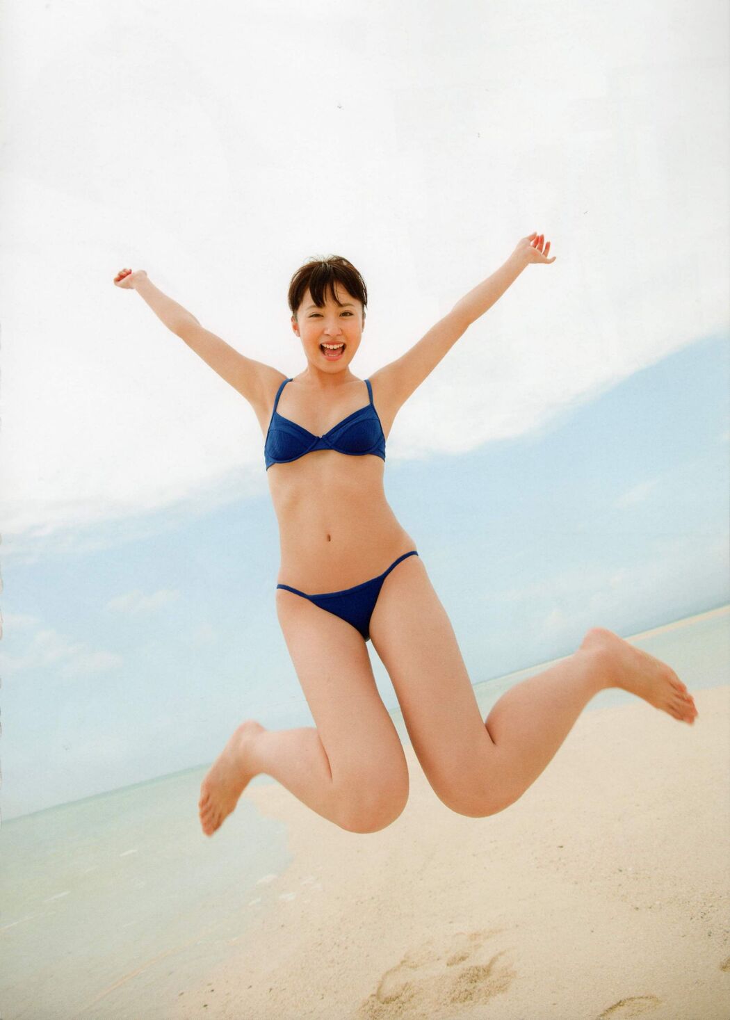 Misa Eto << Color >> [PhotoBook]