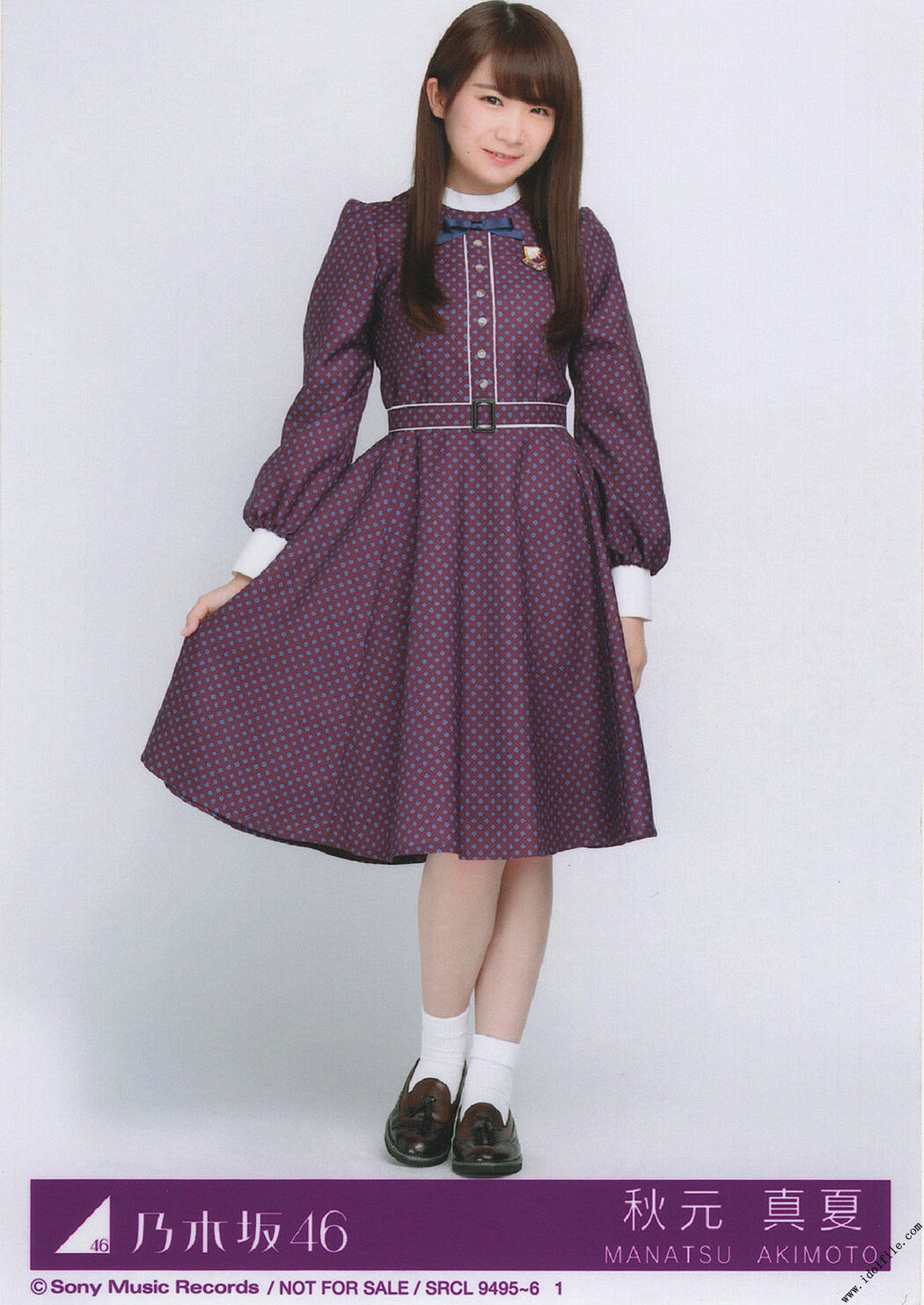 Nogizaka46 << CARD Raw Photo >> [PhotoBook]