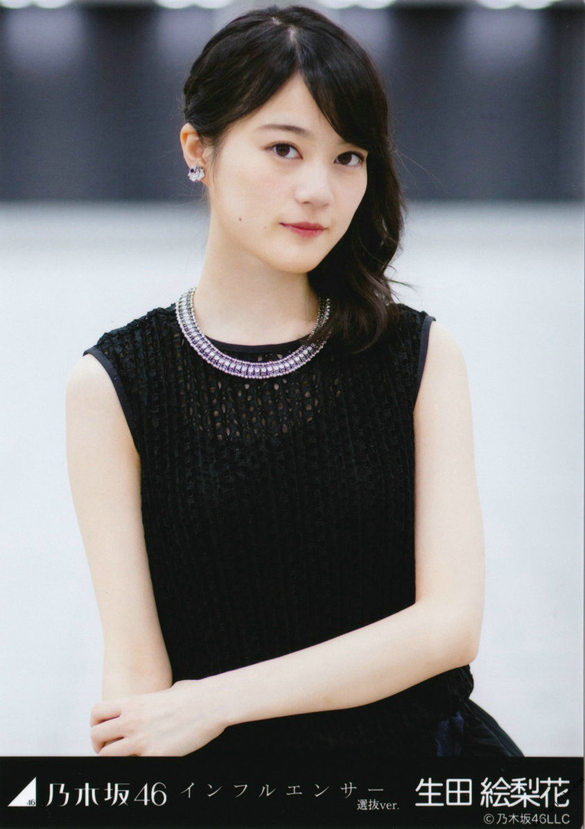 Nogizaka46 << CARD Raw Photo >> [PhotoBook]