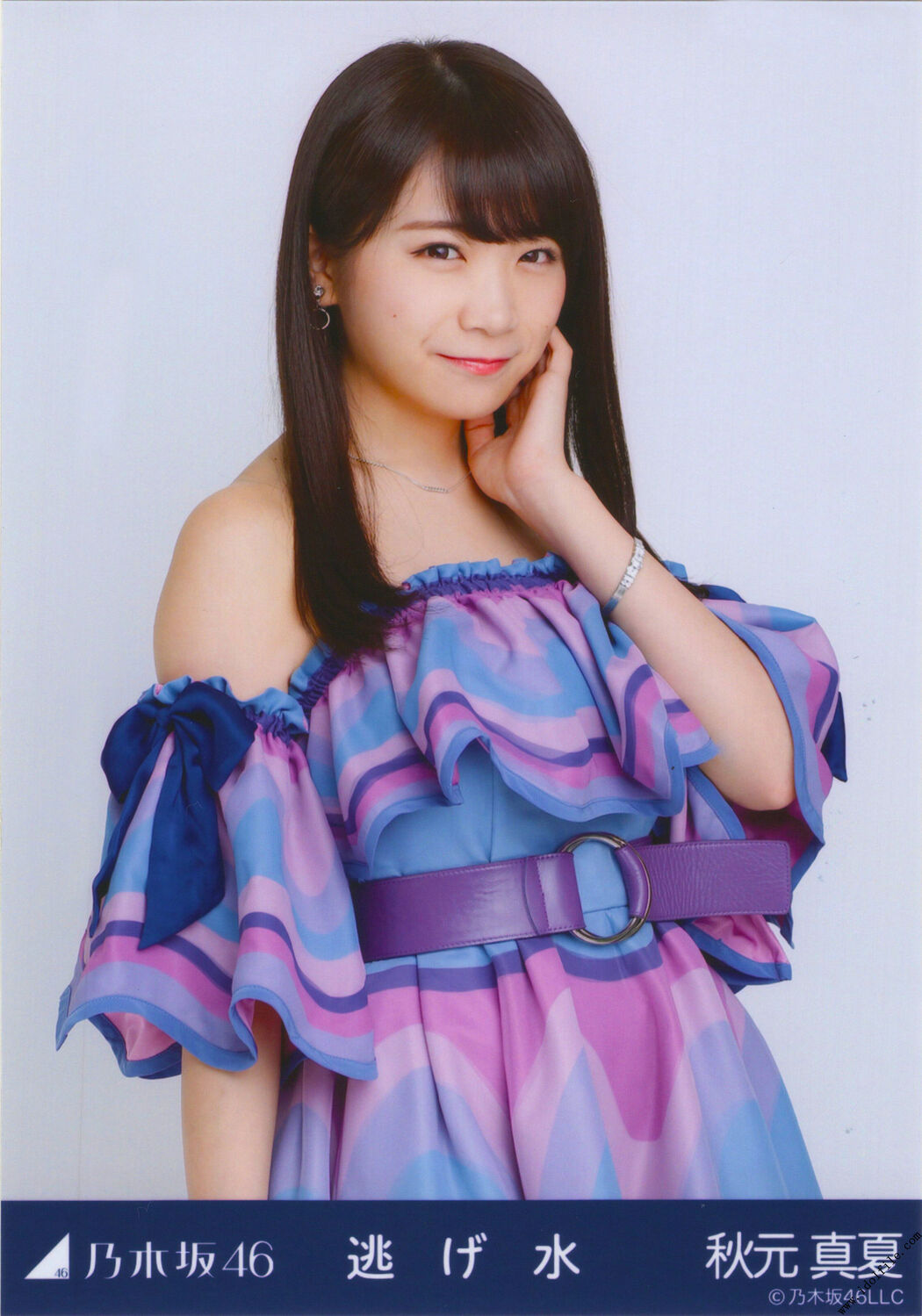 Nogizaka46 << CARD Raw Photo >> [PhotoBook]