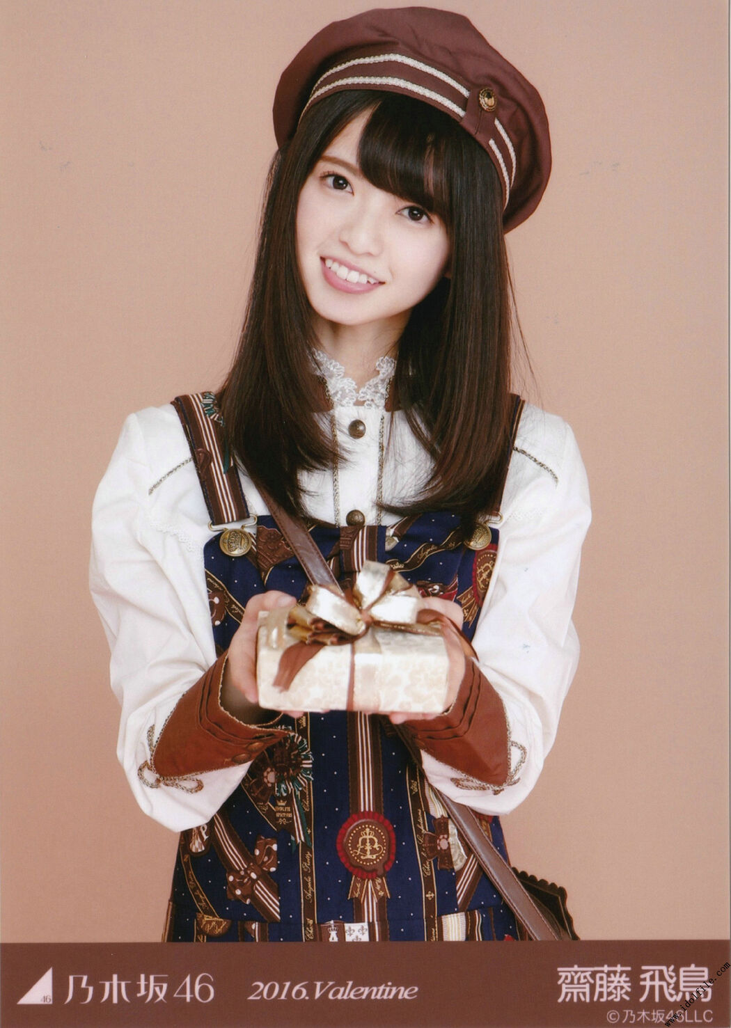 Nogizaka46 << CARD Raw Photo >> [PhotoBook]