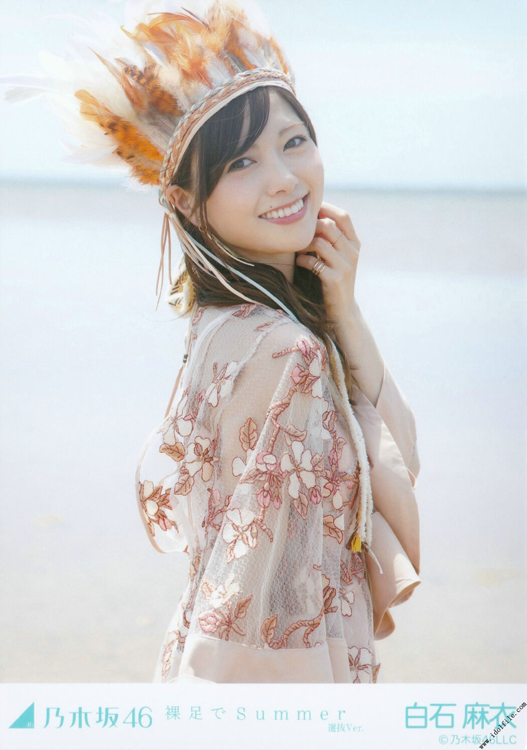 Nogizaka46 << CARD Raw Photo >> [PhotoBook]