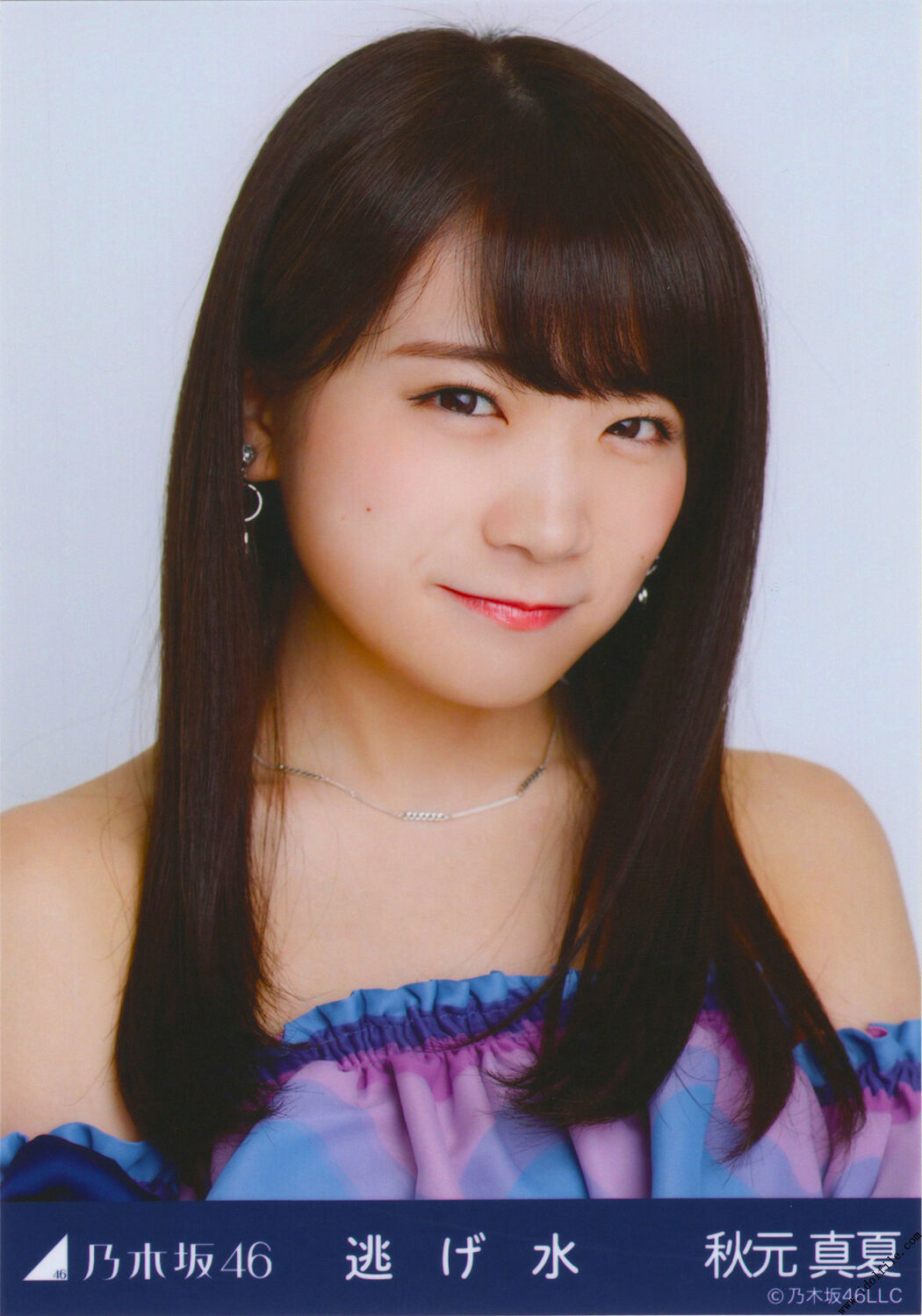 Nogizaka46 << CARD Raw Photo >> [PhotoBook]