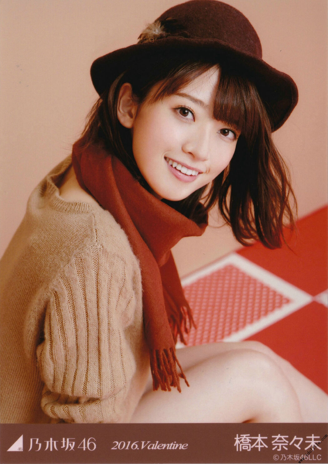 Nogizaka46 << CARD Raw Photo >> [PhotoBook]