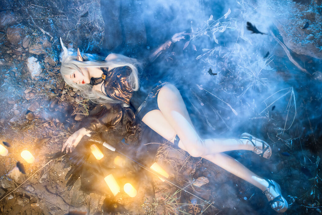 [Internet celebrity COSER photo] COS girl Xianjiu Airi - Shining quiet midnight