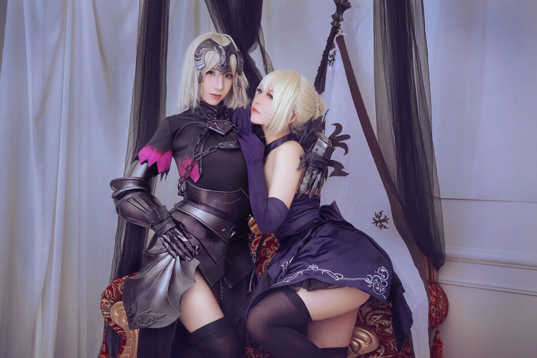 [Net Red COSER Photo] Banbanzi & Soso Sophia - Hei Zhen 1 Cover Photo