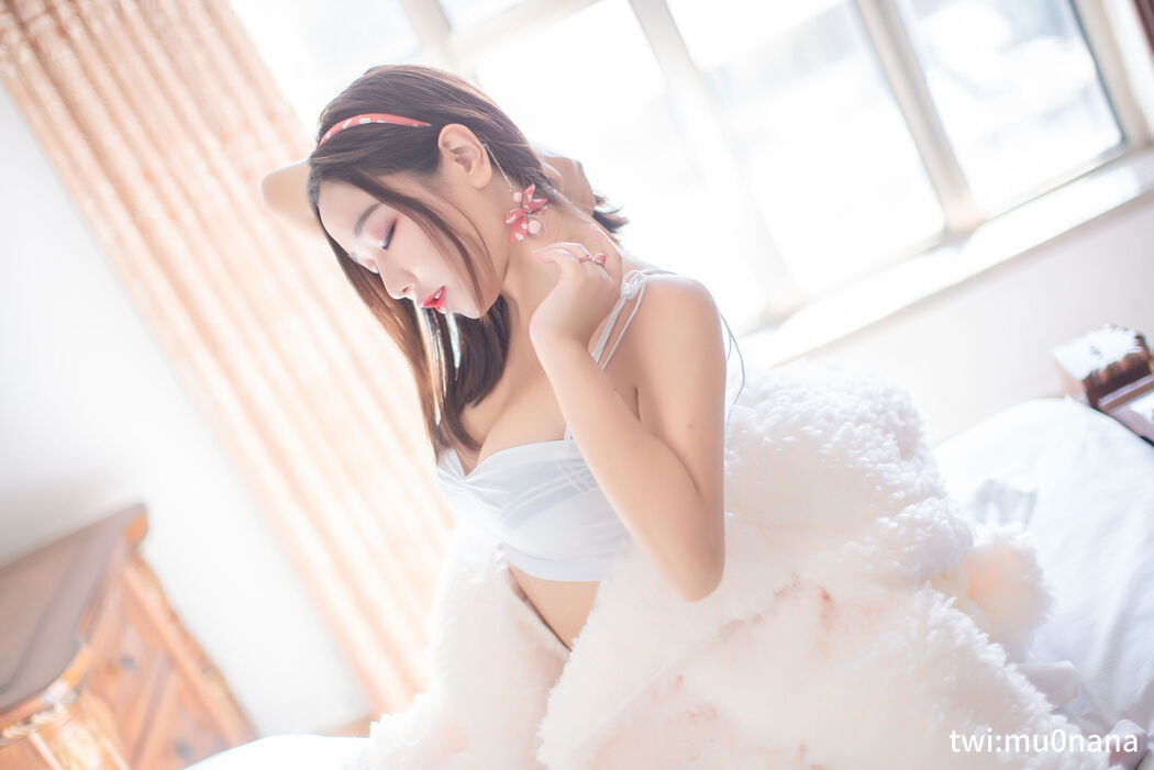 [Internet celebrity COSER photo] Anime blogger Mu Ling Mu0 - Hot Spring 1