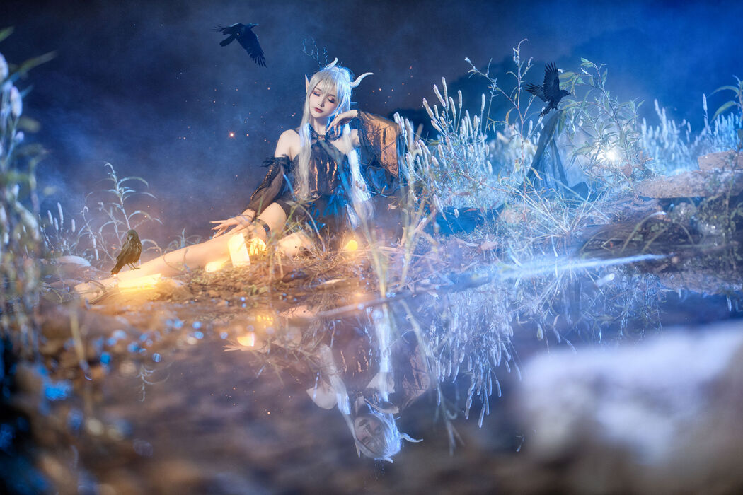 [Internet celebrity COSER photo] COS girl Xianjiu Airi - Shining quiet midnight