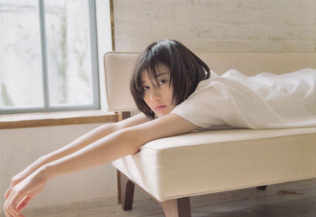 Ai Hashimoto "Magazine Pictures" Photo Collection [PhotoBook]