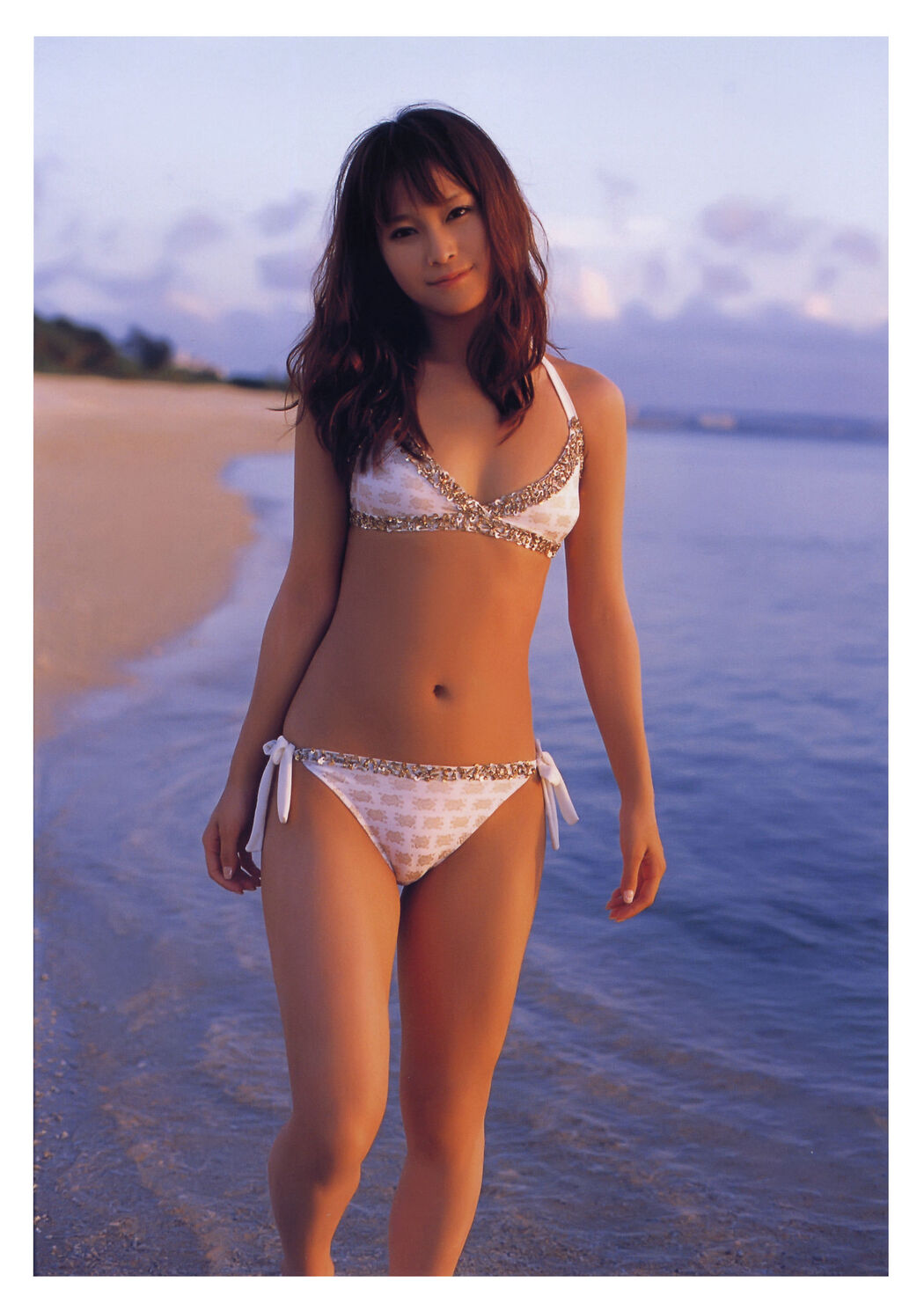 Eri Kamei "Thanks" [PhotoBook]