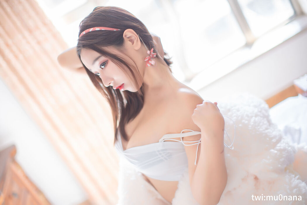 [Internet celebrity COSER photo] Anime blogger Mu Ling Mu0 - Hot Spring 1