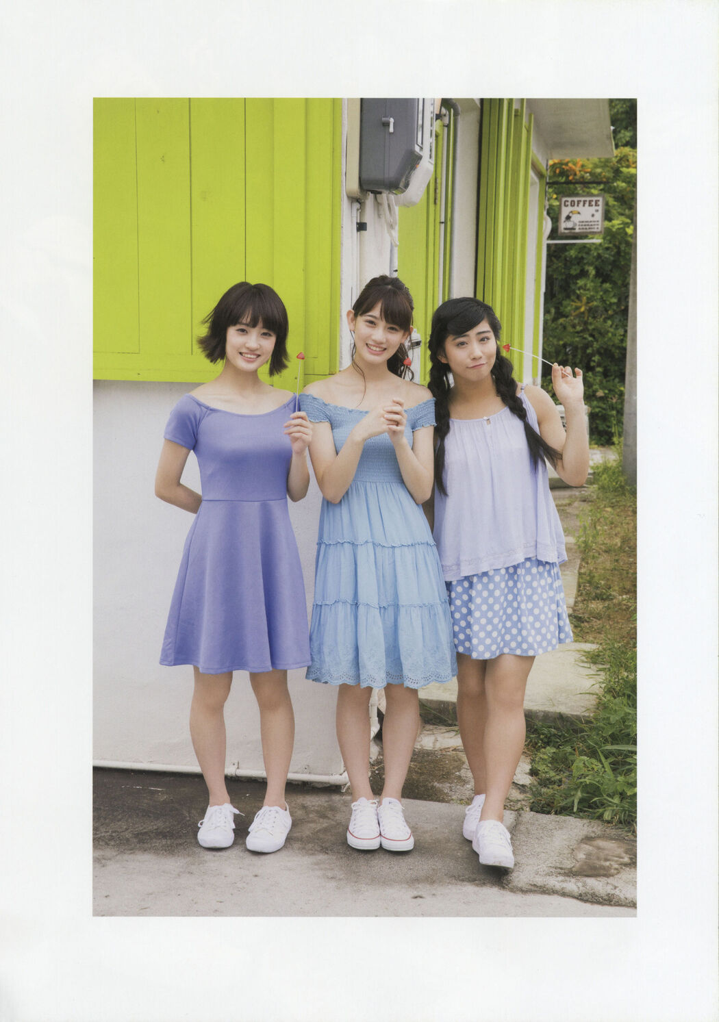 Team Shachihoko "SYACHI TRIP" [PhotoBook]