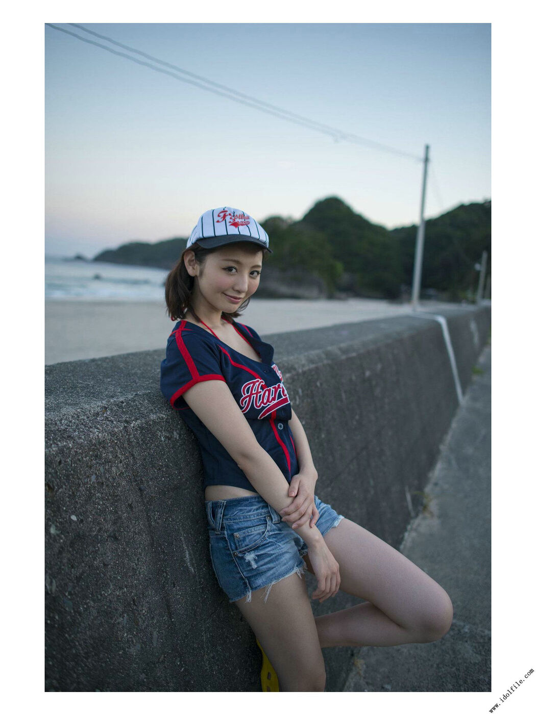 Nonoka Ono / Nonoka Ono "Nonoka Ono" [PhotoBook]