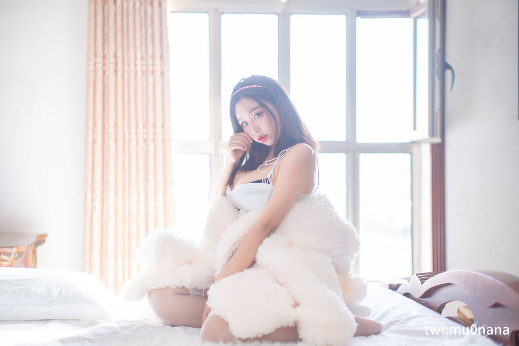 [Internet celebrity COSER photo] Anime blogger Mu Ling Mu0 - Hot Spring 1