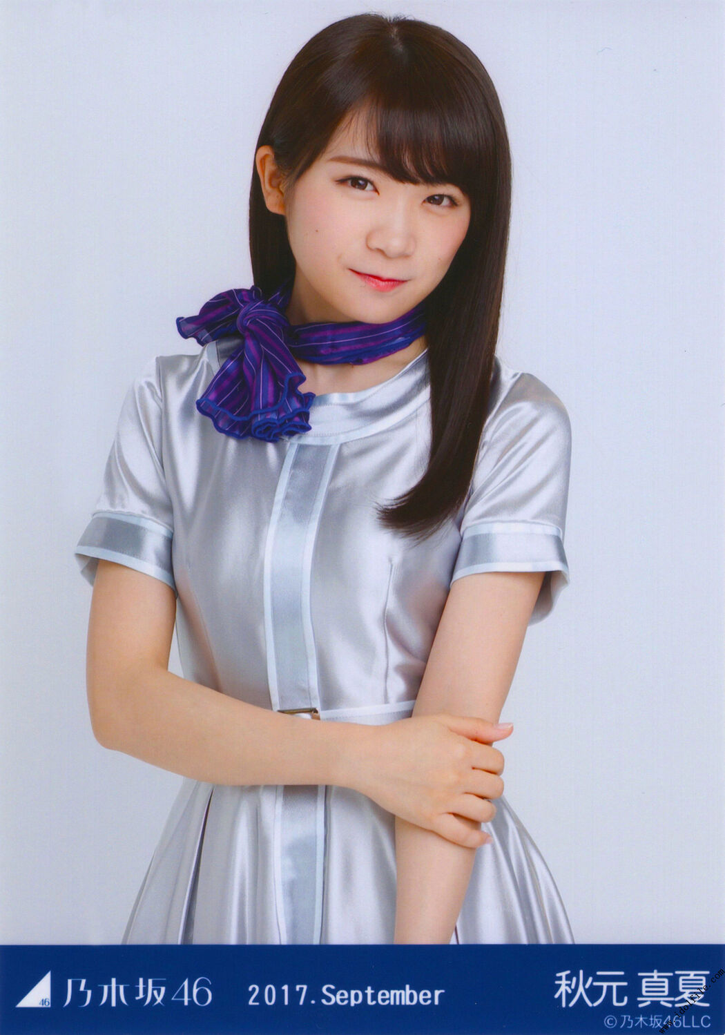 Nogizaka46 << CARD Raw Photo >> [PhotoBook]