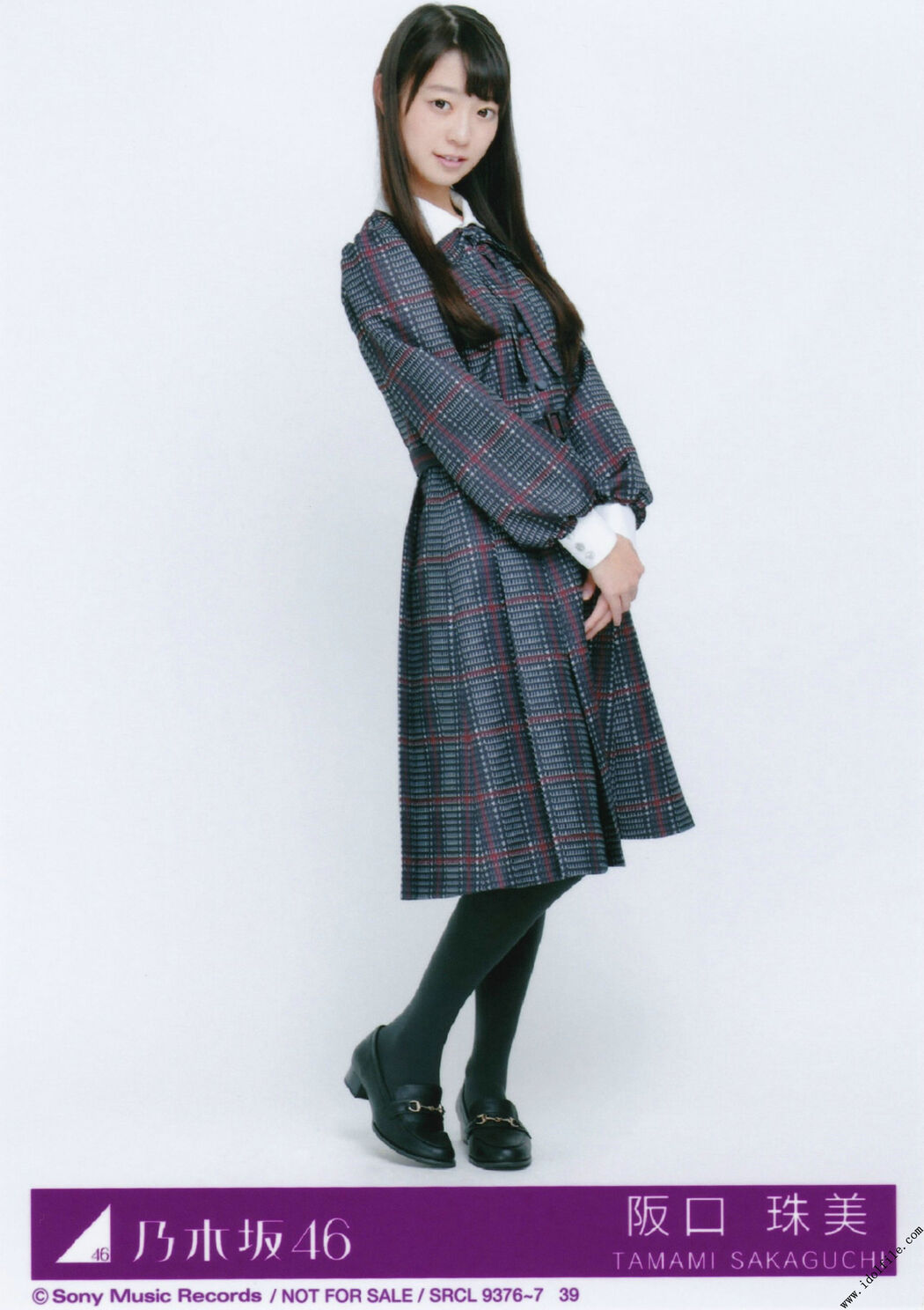 Nogizaka46 << CARD Raw Photo >> [PhotoBook]