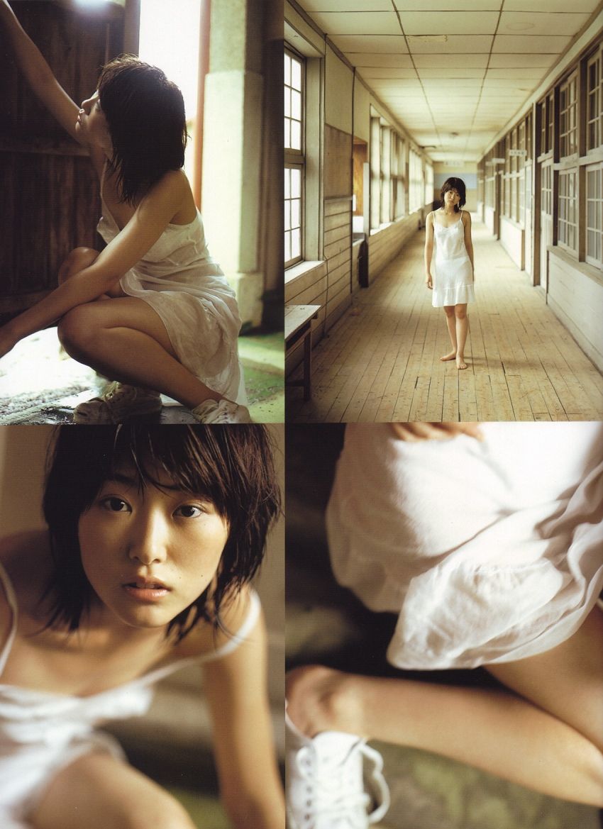 Okubo Ayano Ayano Ookubo [This is に!] [PhotoBook]