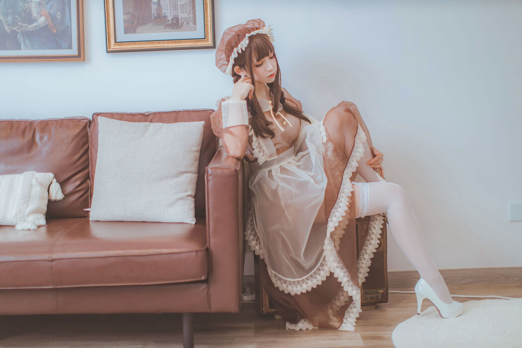 [Net Red COSER Photo] Coser Yiyi - Transparent Maid