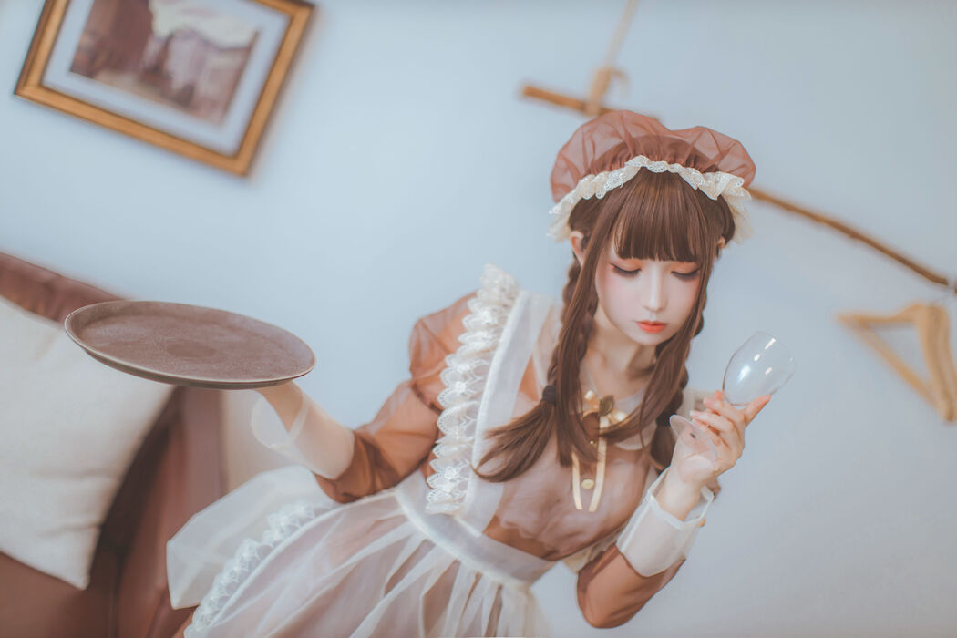 [Net Red COSER Photo] Coser Yiyi - Transparent Maid