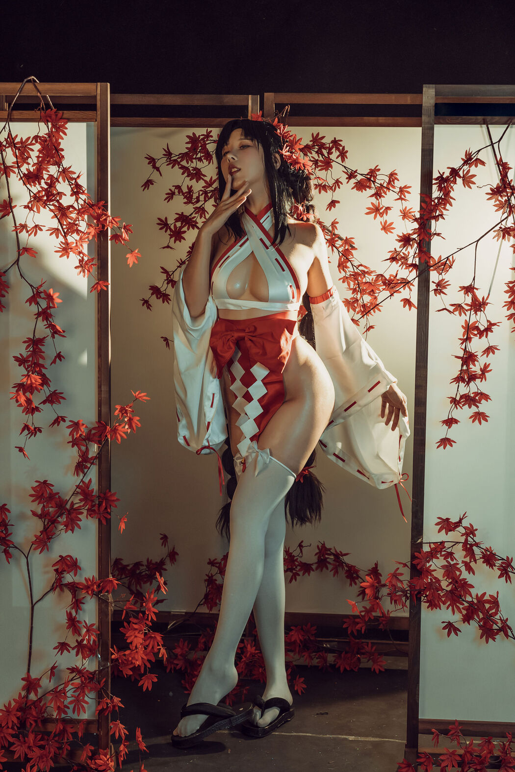 [Internet celebrity COSER photo] Yunxixi - milk peach witch