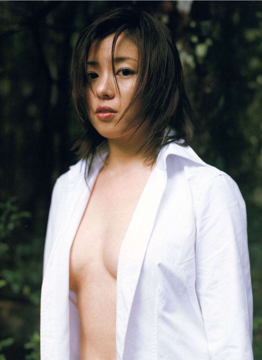 Maki Maki "Birth" [PhotoBook]