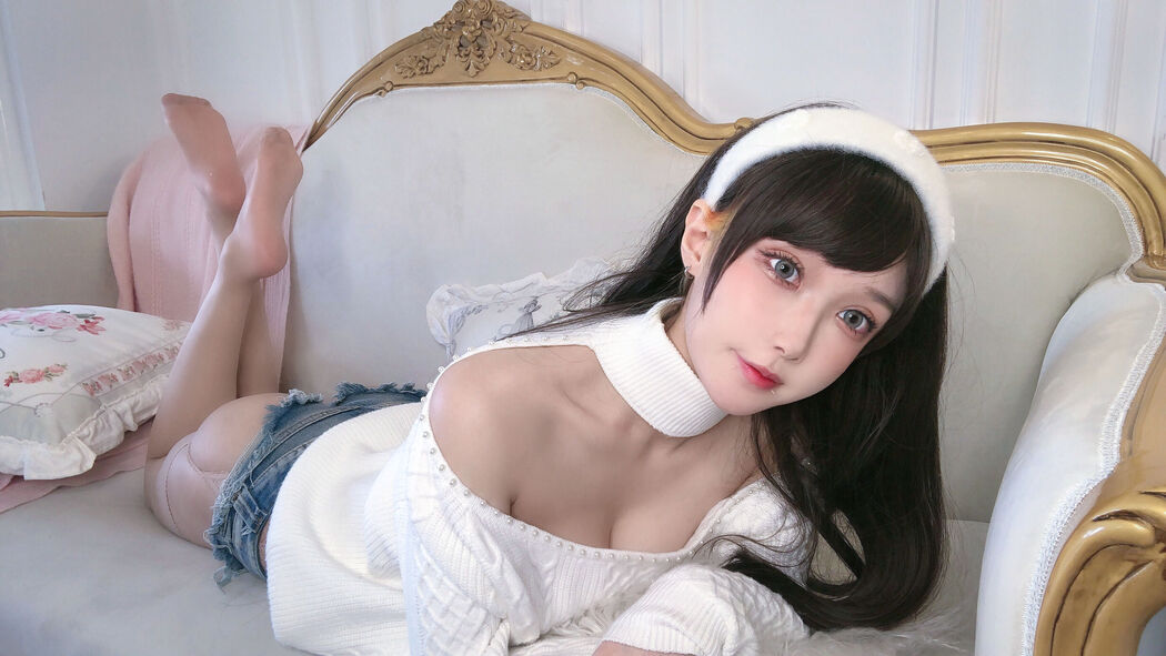 [Internet celebrity COSER photo] Anime blogger A Bao is also a rabbit girl - pure desire girlfriend