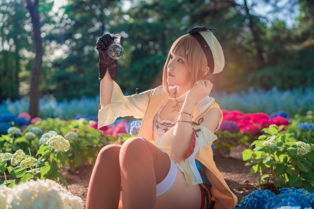 [Internet celebrity COSER photo] Anime blogger Mime Mimei - Risa's Gold Workshop